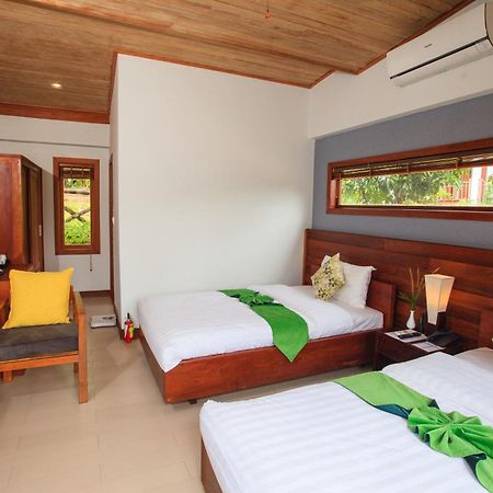 Mayura Hill Resort Szenmonorom Kültér fotó